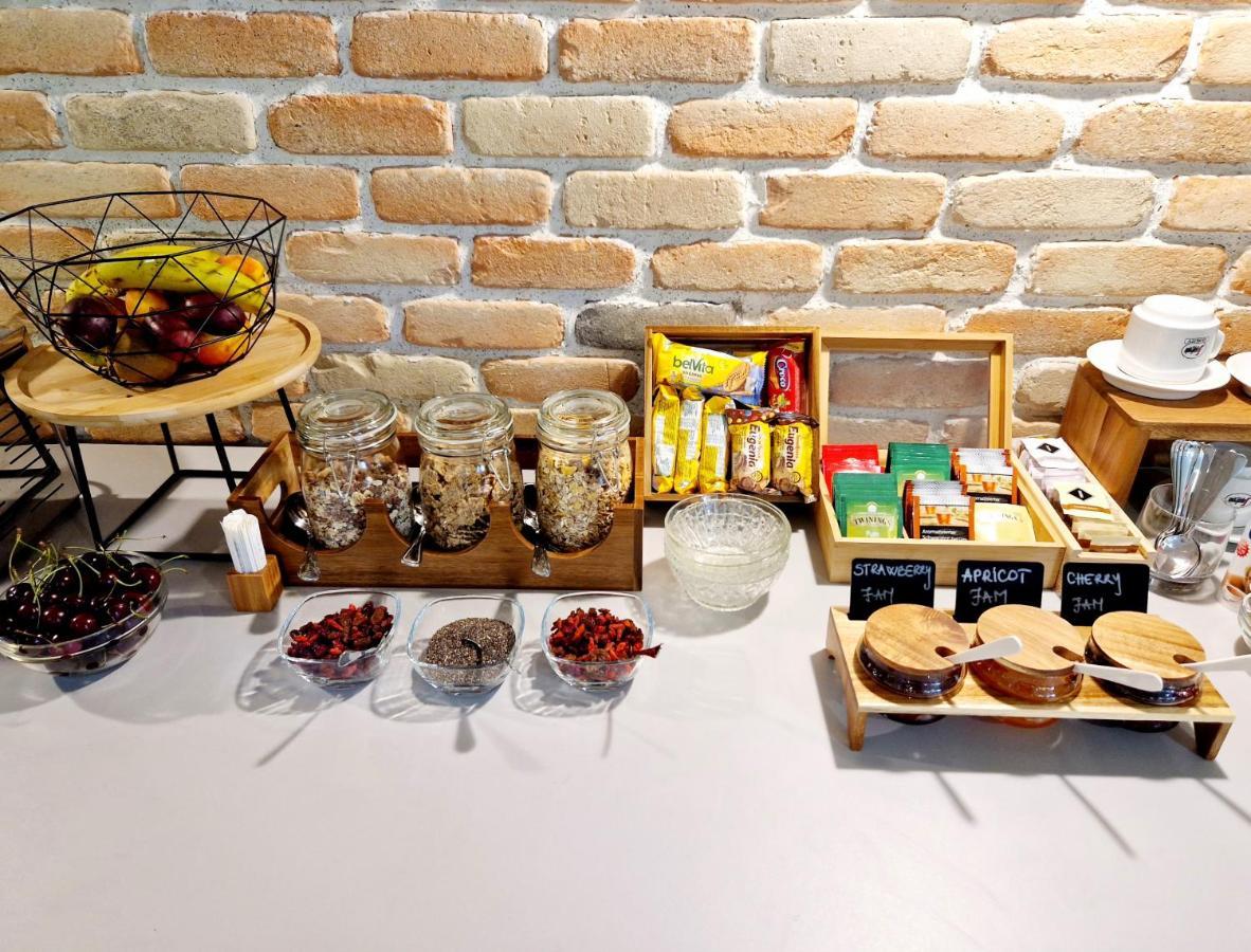 Atlantic Boutique Hotel Targu Mures Luaran gambar