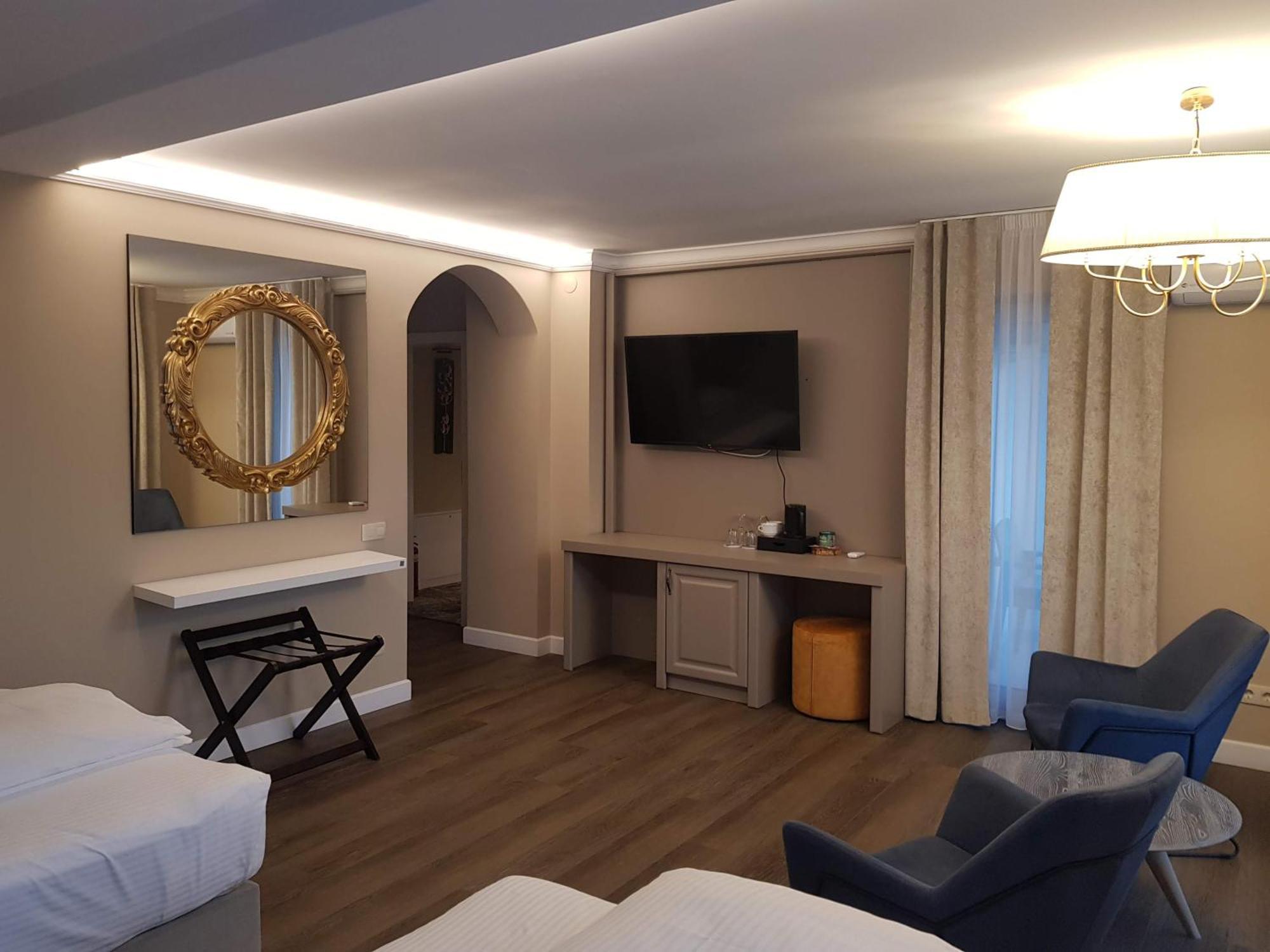 Atlantic Boutique Hotel Targu Mures Luaran gambar