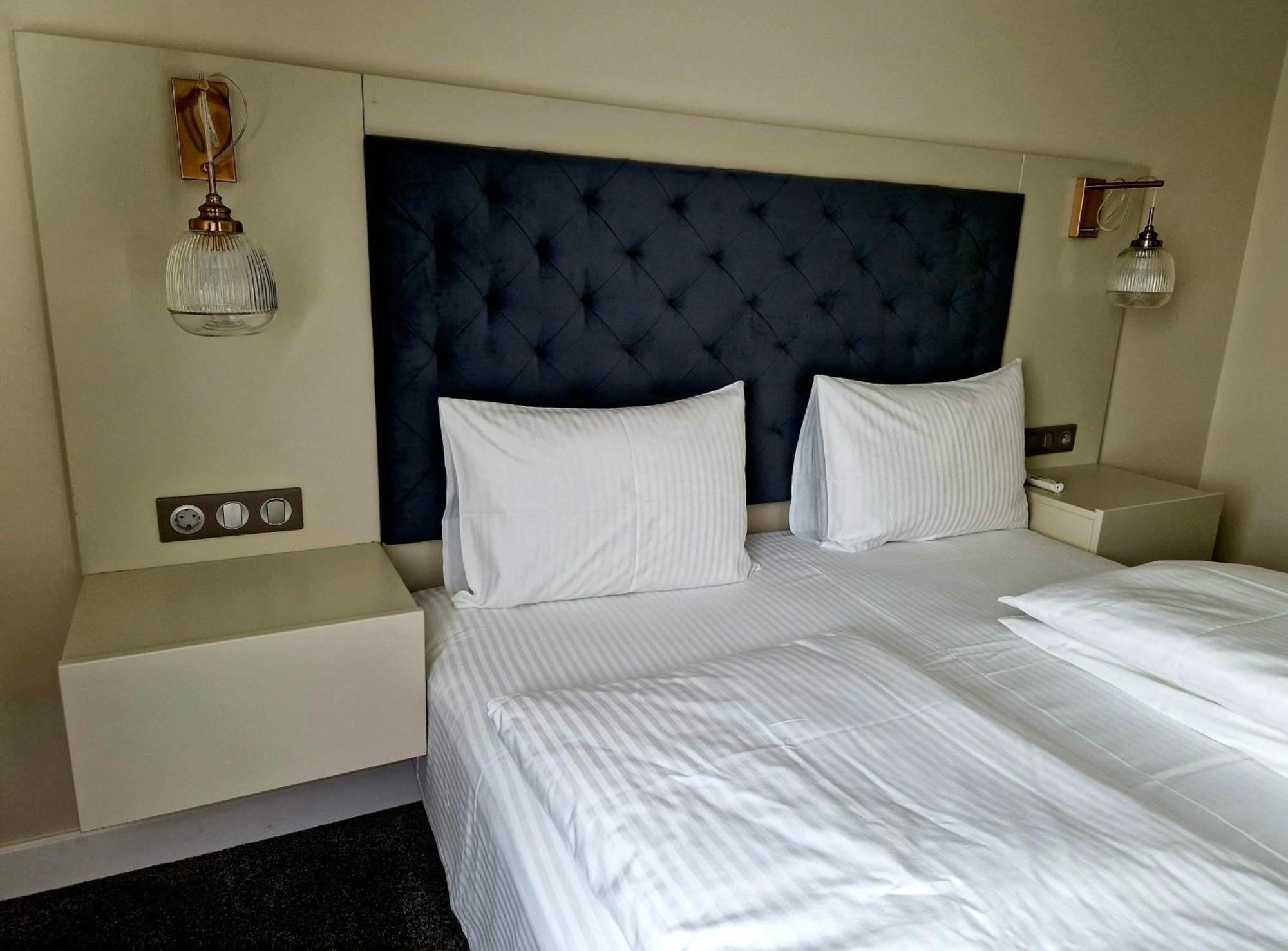 Atlantic Boutique Hotel Targu Mures Luaran gambar